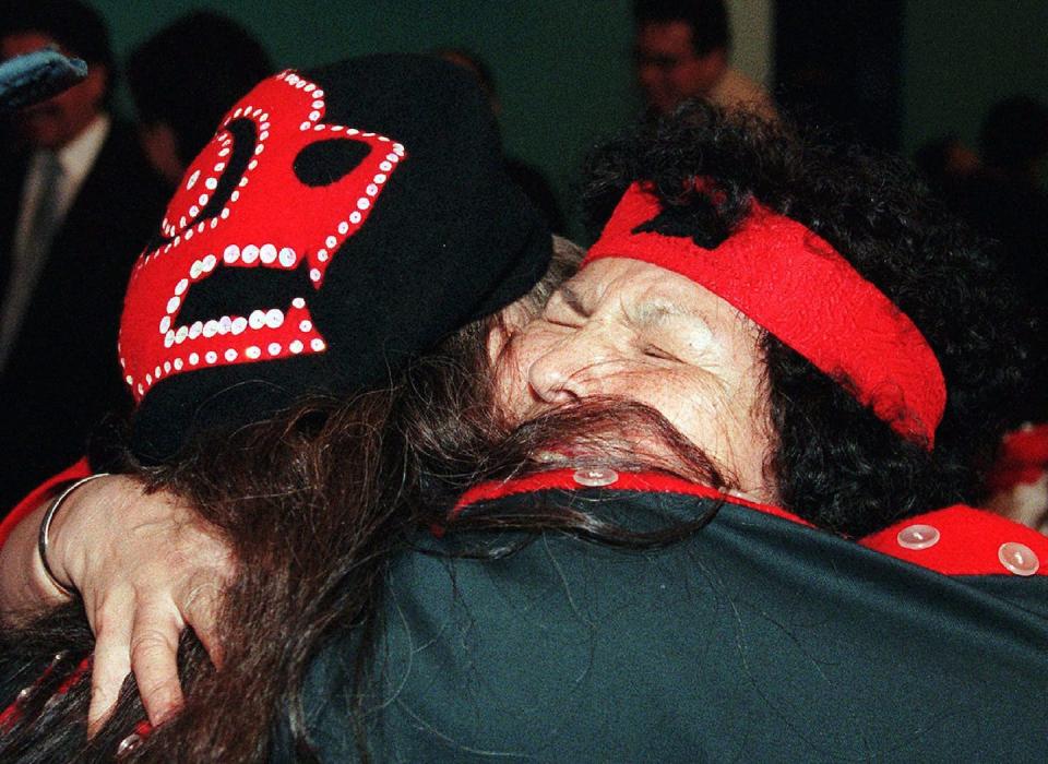 Members of the Gitxsan and Wet'suwet'en First Nations hug to celebrate the Supreme Court of Canada’s decision to recognize Indigenous land rights in 1997. THE CANADIAN PRESS/Chuck Stoody
