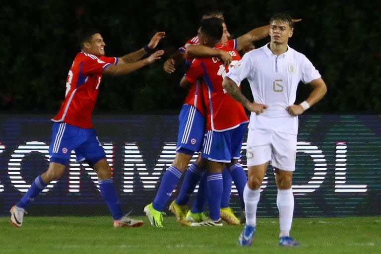 Chile superó a Uruguay en su última presentación y tendrá ahora un reto a la Argentina 