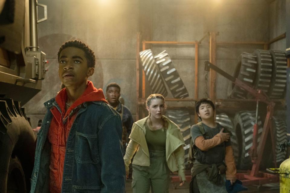 isaiah russell bailey, thomas boyce, mckenna grace, orson hong, crater