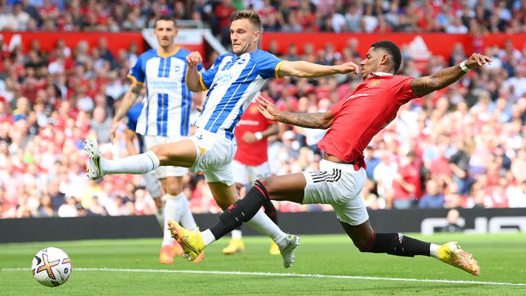 Marcus Rashford fue titular en el United en la derrota ante Brighton en el inicio de la Premier