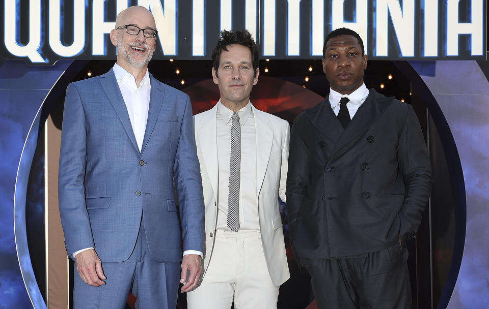 <p><em>Ant-Man and The Wasp: Quantumania </em>director Peyton Reed poses alongside stars <a href="https://people.com/tag/paul-rudd/" rel="nofollow noopener" target="_blank" data-ylk="slk:Paul Rudd;elm:context_link;itc:0;sec:content-canvas" class="link ">Paul Rudd</a> and <a href="https://people.com/movies/jonathan-majors-on-his-viral-shirtless-photo-and-special-bond-with-devotion-costar-glen-powell/" rel="nofollow noopener" target="_blank" data-ylk="slk:Jonathan Majors;elm:context_link;itc:0;sec:content-canvas" class="link ">Jonathan Majors</a> at the film's Sydney premiere at Hoyts Entertainment Quarter on Feb. 2. </p>