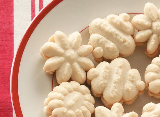 A heavenly sweet maple filling makes these scrumptious spritz cookies a little different. The secret to their ornate shape is to make them in a cookie press.    <strong>Get the <a href="http://www.huffingtonpost.com/2011/10/27/browned-butter-sandwich-s_n_1061428.html" target="_hplink">Browned-Butter Sandwich Spritz</a> recipe</strong>