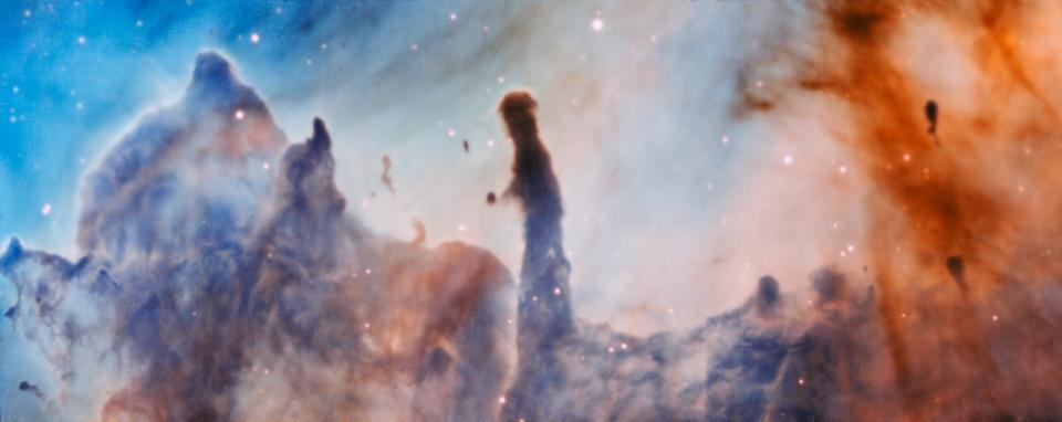 Esta imagen fue tomada con el instrumento MUSE, instalado en el Very Large Telescope de ESO, y muestra la región R44 dentro de la nebulosa de Carina, a 7.500 años luz de distancia. (ESO/A. McLeod)
