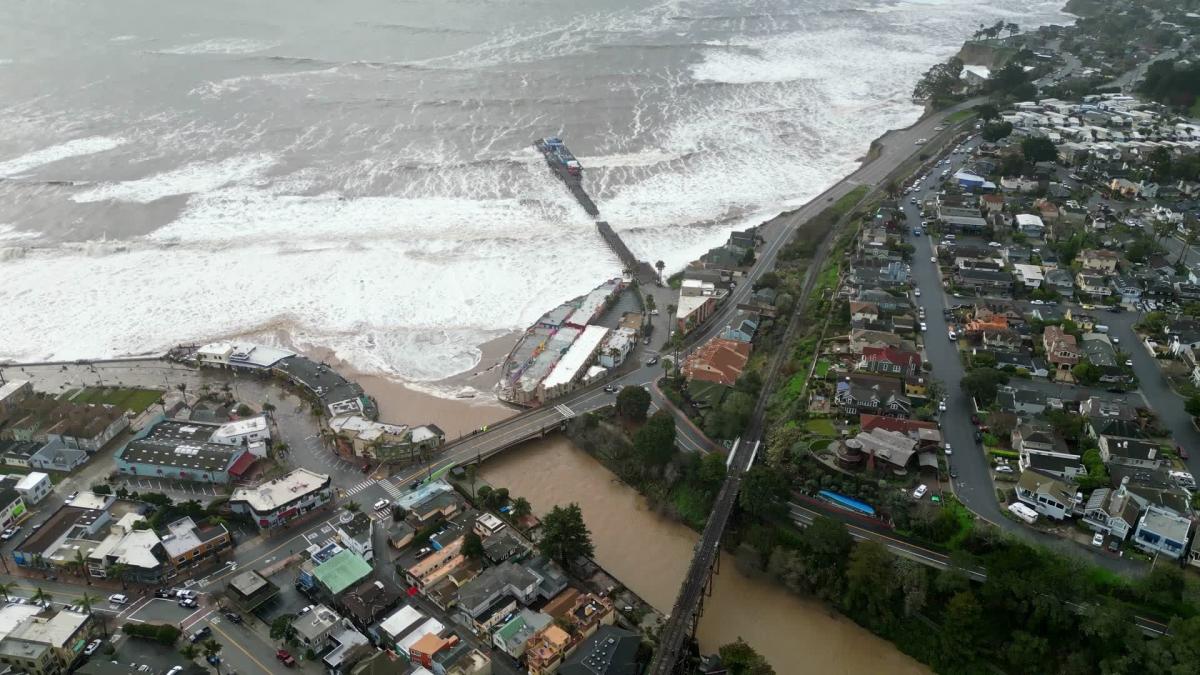 Drone video Capitola floods as high tides crash into coast, decimates