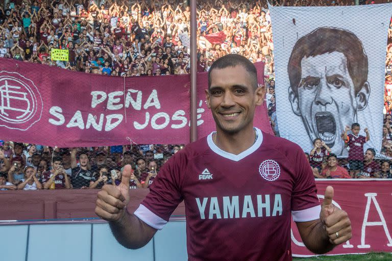 José Sand, en su regreso a Lanus