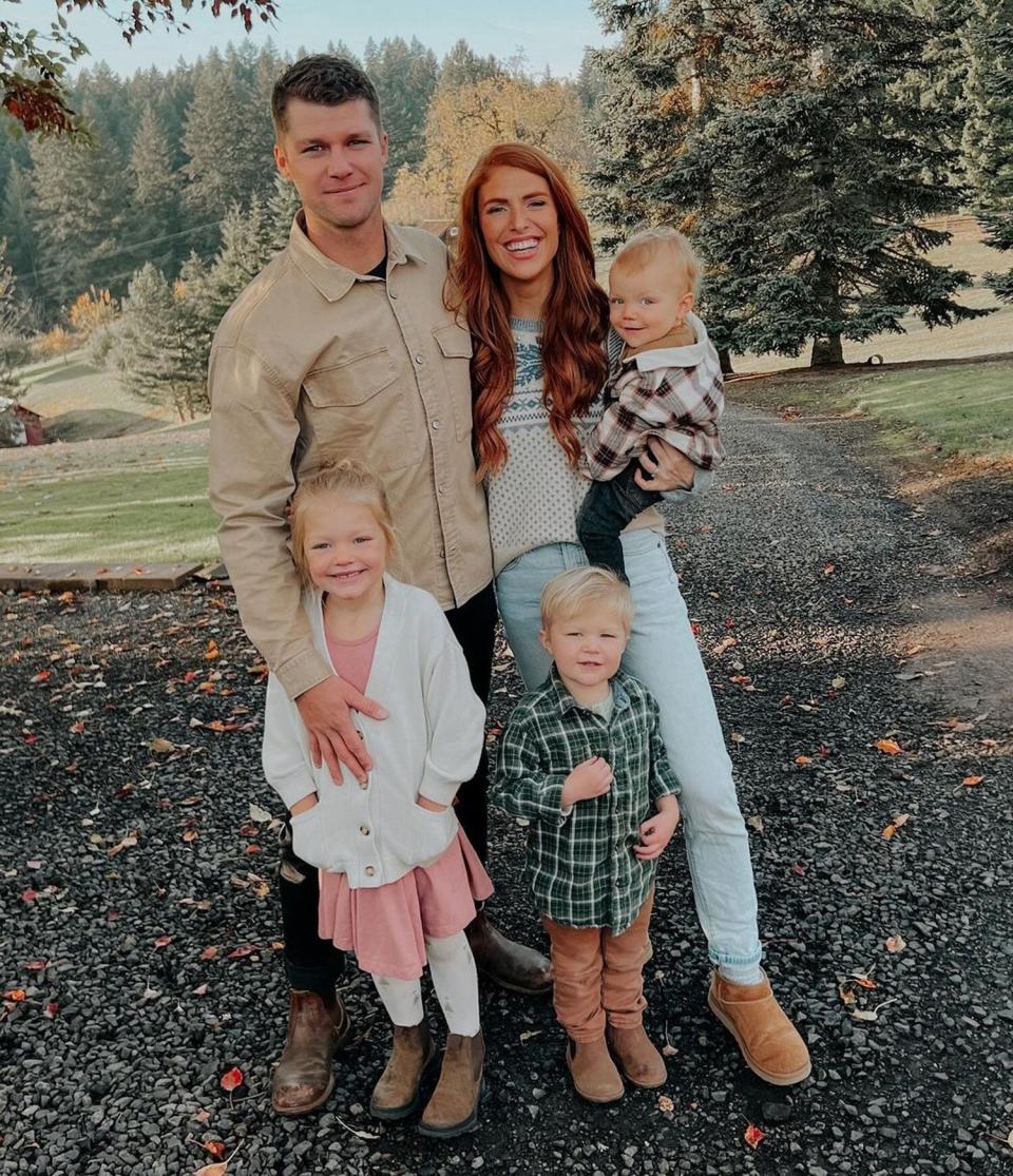 Audrey and Jeremy Roloff Share Photos from Their Thanksgiving Celebration with Their Kids