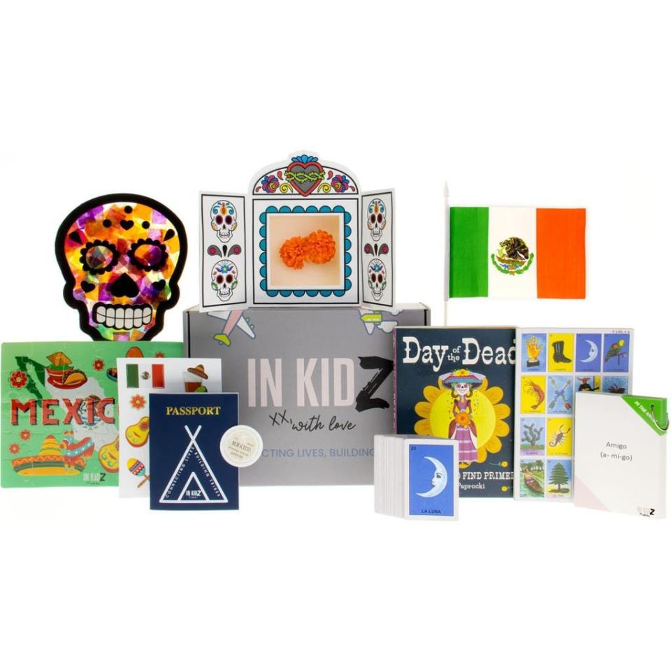 38) In KidZ Mexico Culture Toy & Activity Box