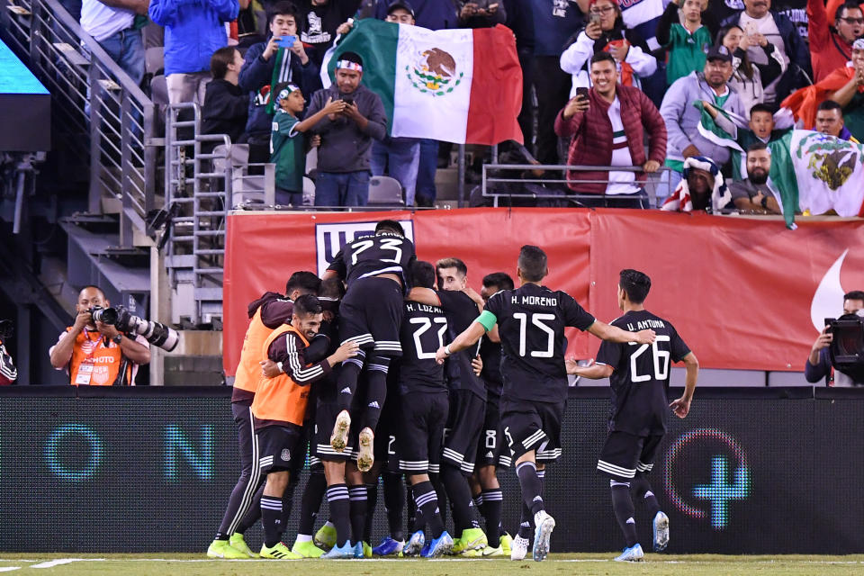 Sep 6, 2019; East Rutherford, NJ, USA; Mexico players celebrate after a goal by midfielder Erick GutiŽrrez (25) against the  United States during the second half during an international friendly soccer match at MetLife Stadium. Mandatory Credit: Dennis Schneidler-USA TODAY Sports
