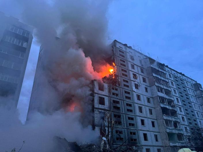 A building burns following last night&#x002019;s attacks (Telegram/ Volodymyr Zelensky)