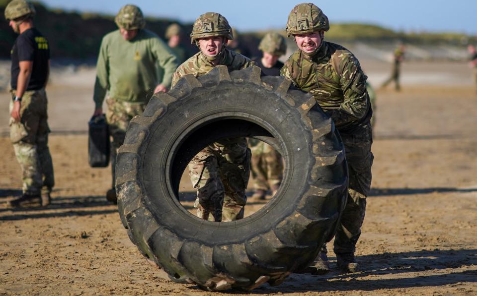 Armed Forces - Ian Forsyth/Getty Images