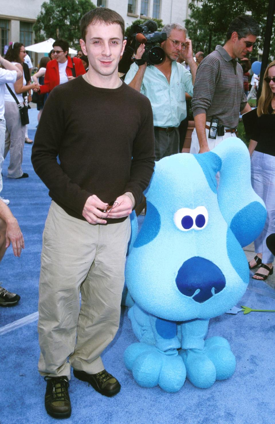 Blues Clues Star Steve Burns Reacts to Quiet on Set Docuseries