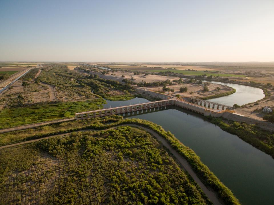 The Morelos Dam on the Lower Colorado River. (Photo: Justin Clifton)