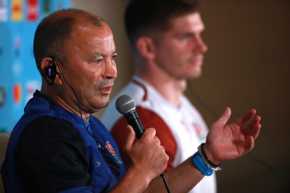 TOKYO, JAPAN - OCTOBER 31:   Eddie Jones, (L) the England head coach, faces the media with his captain, Owen Farrell during the England team announcement on October 31, 2019 in Tokyo, Japan. (Photo by David Rogers/Getty Images)