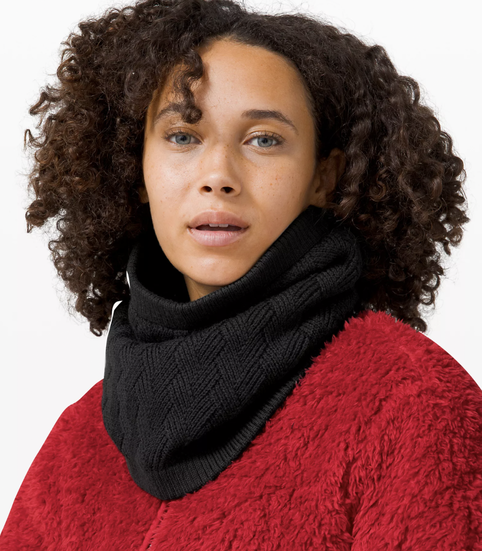 Chevron Knit Neck Warmer (Photo via Lululemon)