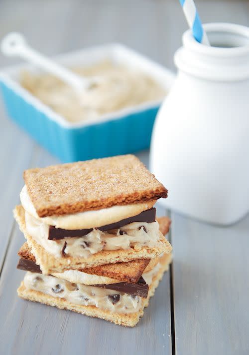 Fun Things to Do at a Sleepover - S'mores