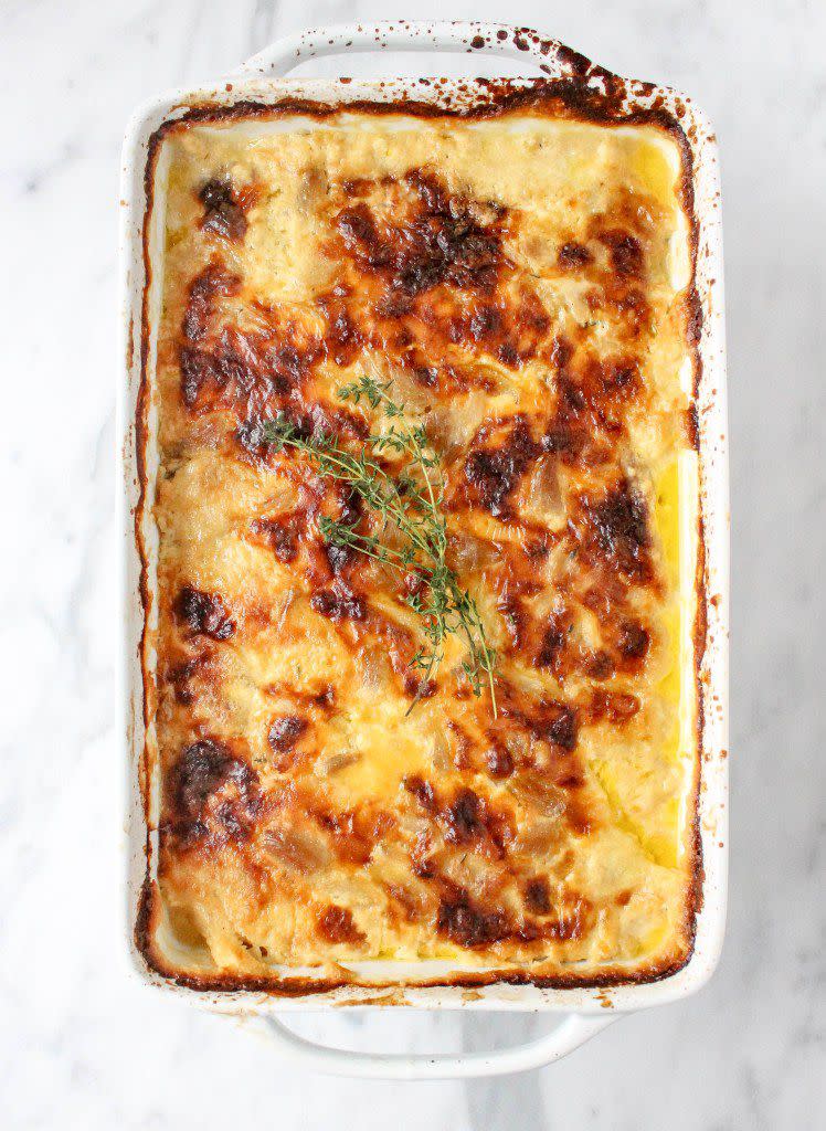 Roasted Garlic & Gouda Potato Gratin