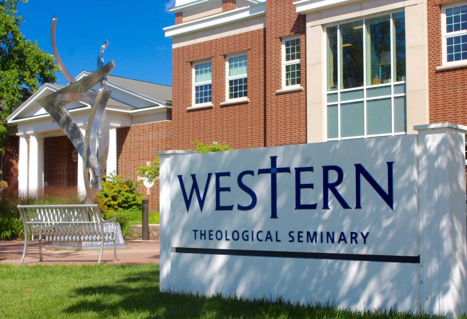 Western Theological Seminary and Hope College have partnered on the Hope-Western Prison Education Program in Muskegon.