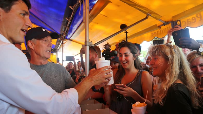 Justin Trudeau visited the peach festival - and everyone wanted a selfie