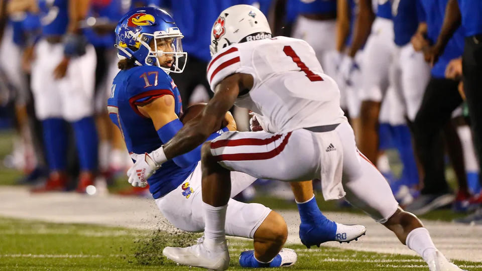 Myles Harden erzielte in seinen letzten beiden Saisons in South Dakota 84 Tackles.