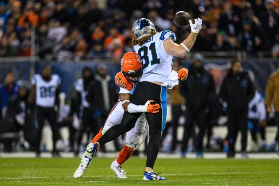 Chicago Bears strong safety Jaquan Brisker (9) hits Carolina Panthers tight end Hayden Hurst (81) causing an incompletion during the fourth quarter at Soldier Field.