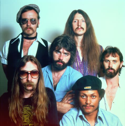 <p>Michael Ochs Archives/Getty</p> The Doobie Brothers Jeff "Skunk" Baxter, John Hartman, Patrick Simmons, Keith Knudsen, Tiran Porter and Michael McDonald