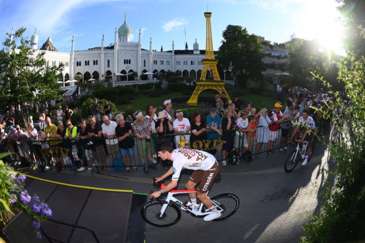 <span class="article__caption">GC contenders like Ben O’Connor will only slightly lighten their training load before the <em>grand depart</em>. (Photo: Getty)</span>