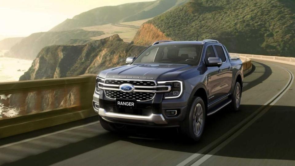 Ford Ranger, la camioneta más tecnológica, sigue en el podio del segmento.