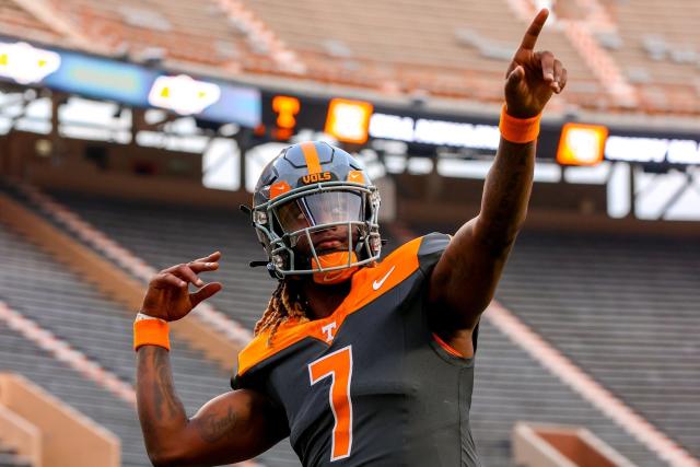 Vols Football: Tennessee wearing black uniforms against Georgia