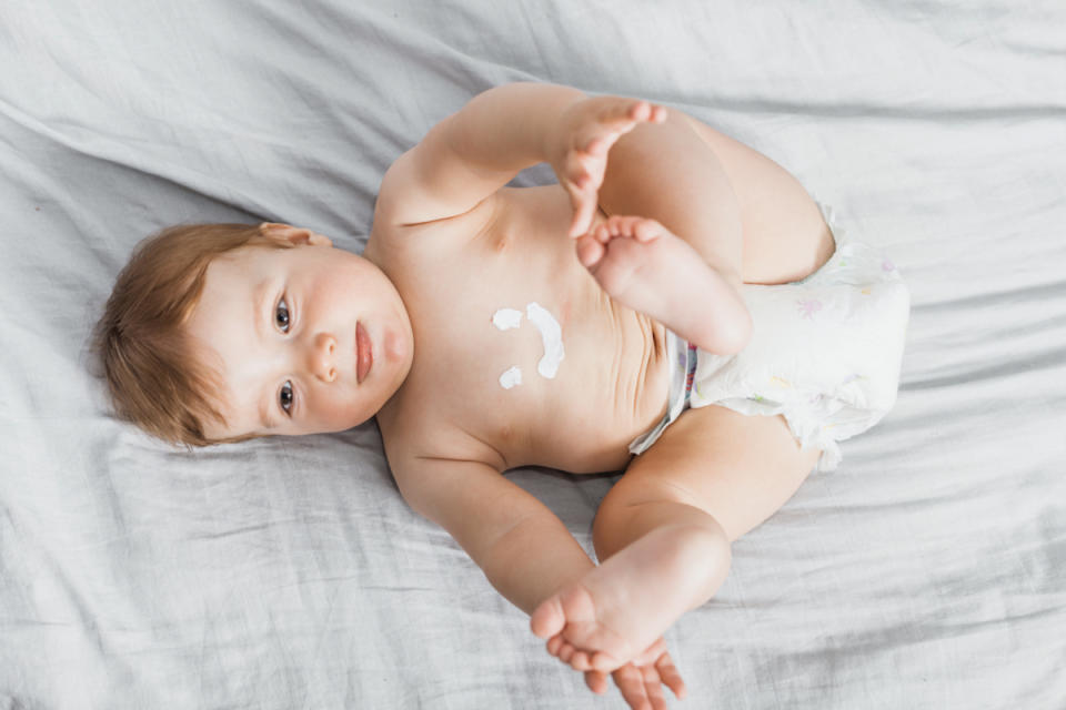 洗澡完擦拭乳液是保護寶寶肌膚的關鍵！