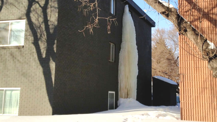 The giant icicle at 1115 Avenue W North in Saskatoon must come down, the fire department says. 