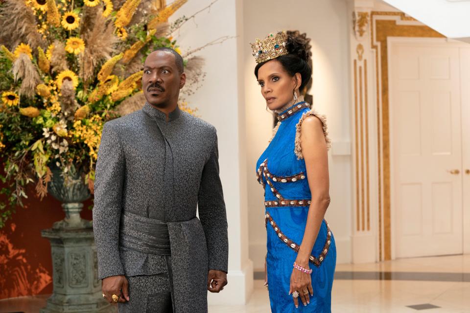 Eddie Murphy and Shari HeadleyAP