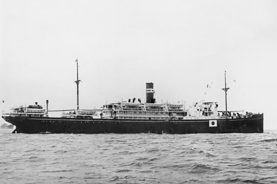 二戰時的日本運輸船「蒙特維多丸號」（Montevideo Maru）沉船殘骸，相隔逾80年，近日宣布尋獲。船上曾載運超過1000名的戰俘，其中包括864名澳洲士兵。 (Australian War Memorial via AP)