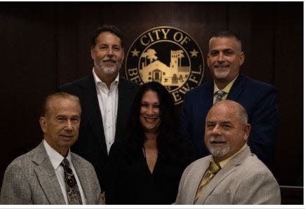 Belleview city commissioners