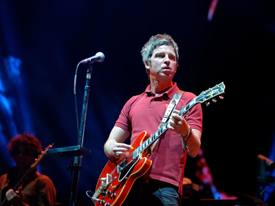 Noel Gallagher macht Oasis-Fans ein Geschenk. (Bild: Christian Bertrand/shutterstock.com)