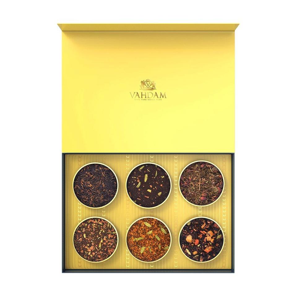 VAHDAM Glow 6-Tea Gift Set