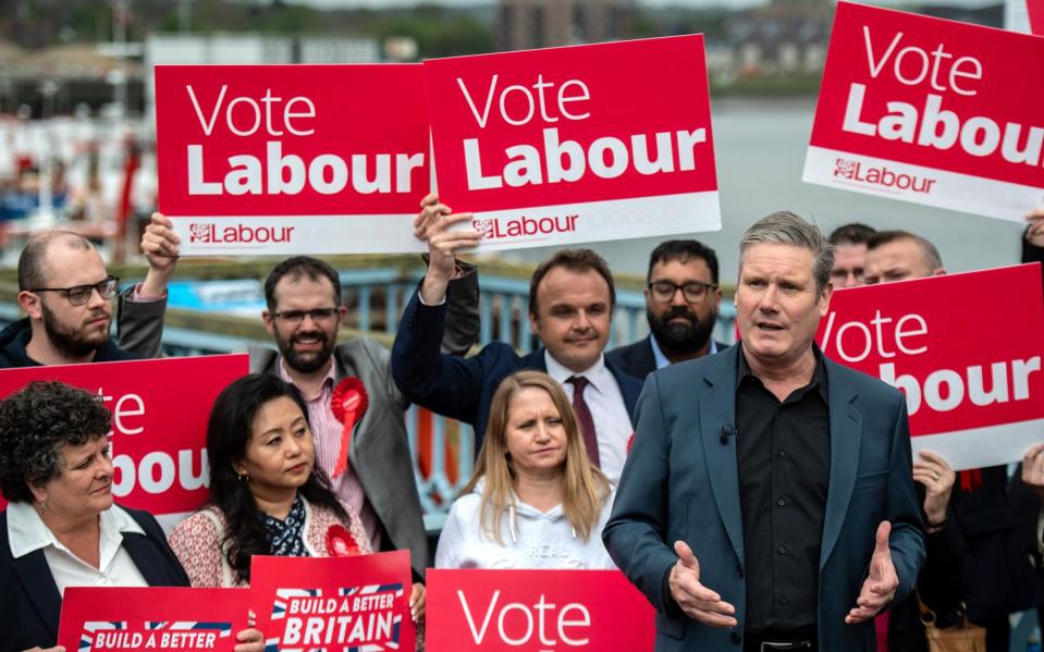 Sir Keir Starmer, der Vorsitzende der Labour-Partei, spricht zu seinen Anhängern – Chris J Ratcliffe/Getty Images Europe