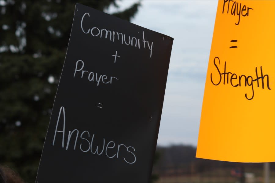 Community members came out Thursday night to participate in a candlelight gathering and prayer group in support of Quincy students impacted by strange neurological symptoms. (WLNS)