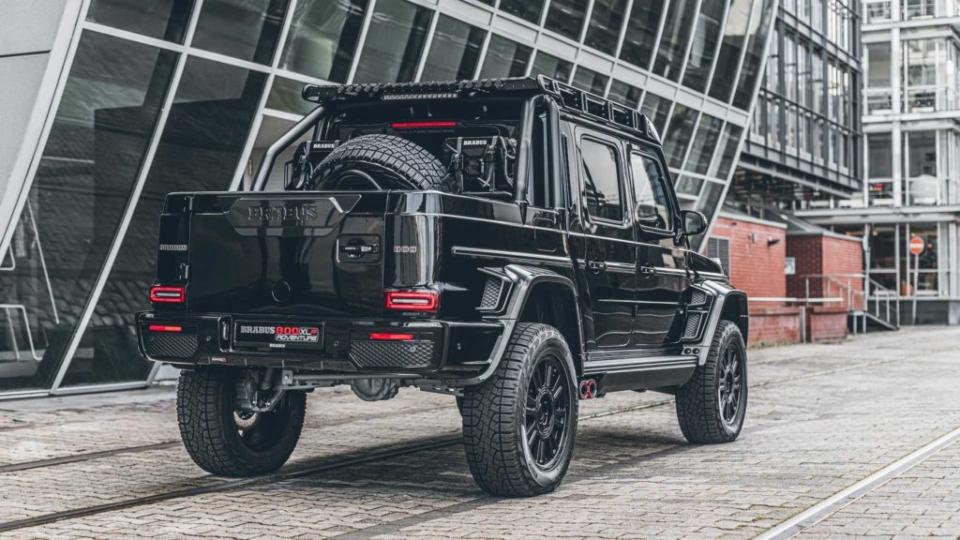 Brabus以M-AMG G63為基礎，將這台越野猛獸打造成越野皮卡。(圖片來源/ Brabus)