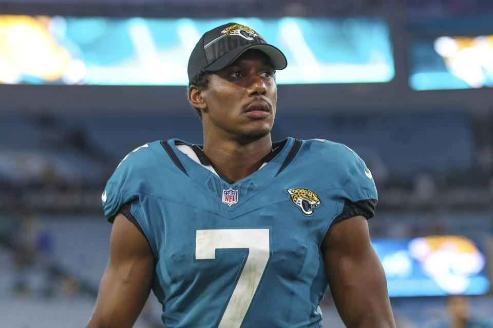 FILE - Jacksonville Jaguars wide receiver Zay Jones leaves the field after an NFL preseason football game against the Miami Dolphins, Aug. 26, 2023, in Jacksonville, Fla. The Jacksonville Jaguars released veteran receiver Zay Jones on Tuesday, April 30, 2024, dumping him five days after drafting LSU's Brian Thomas Jr. with the 23rd overall pick and a day after agreeing to bring five-time Pro Bowler Jarvis Landry in for rookie minicamp. Jones was scheduled to count nearly $10.8 million against the salary cap in 2024, a significant payout for someone expected to be the team's fourth receiver at best. (AP Photo/Gary McCullough, File)
