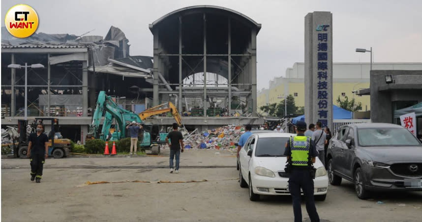 明揚國際公司日前發生爆炸，造成嚴重死傷。（圖／宋岱融攝）