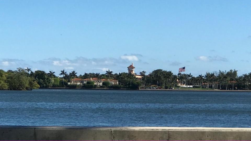 Mar-a-Lago a lo lejos, Palm Beach