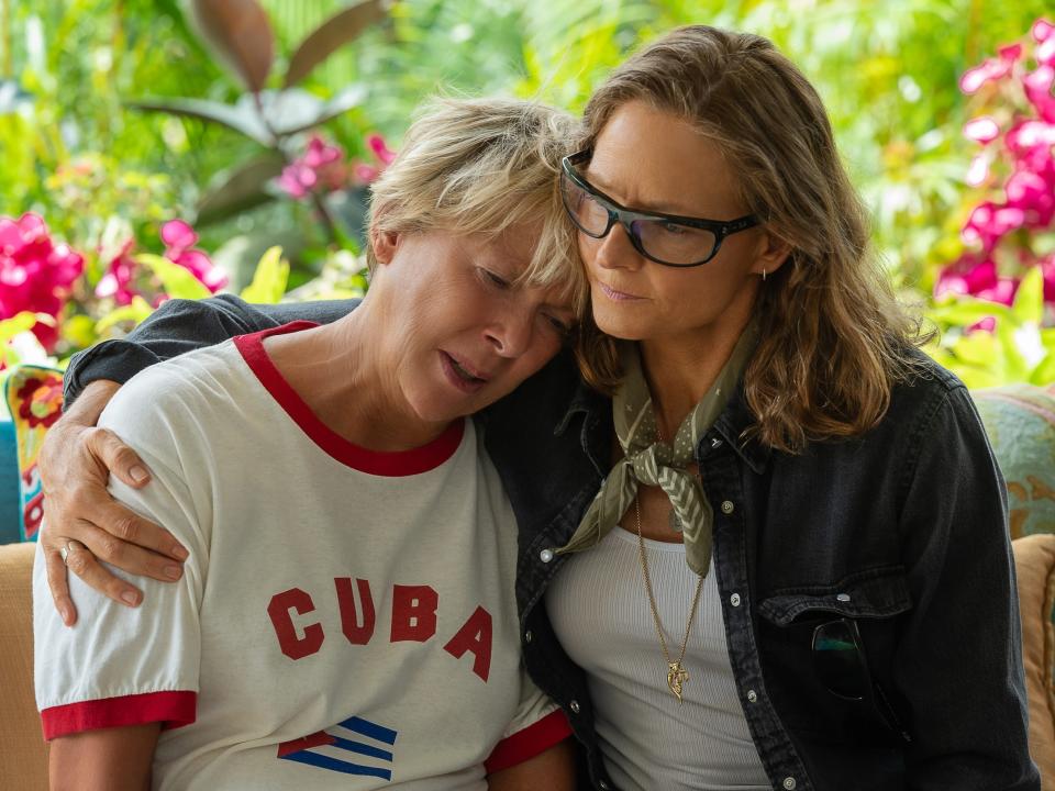 Annette Bening as Diana Nyad and Jodie Foster as Bonnie Stoll in "Nyad."