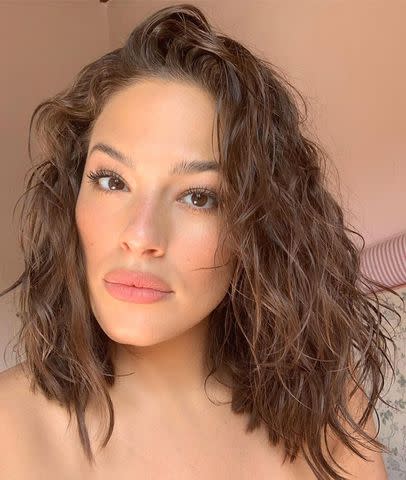 <p>Instagram &#64;ashleygraham</p>