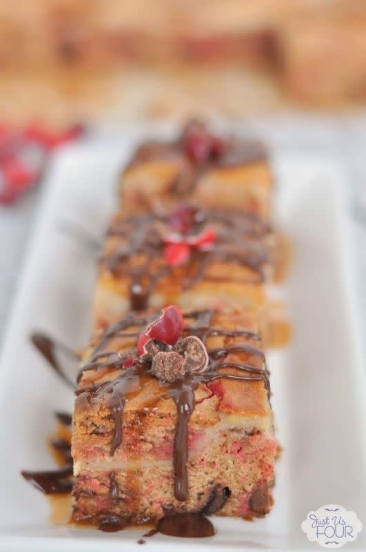 <p>Just Us Four</p><p>They are so good and make you think you are eating a fall day! </p><p><strong>Get the recipe: <a href="https://www.mysuburbankitchen.com/candy-apple-cheesecake-cookie-bars/" rel="nofollow noopener" target="_blank" data-ylk="slk:Candy Apple Cheesecake Cookie Bars;elm:context_link;itc:0;sec:content-canvas" class="link ">Candy Apple Cheesecake Cookie Bars</a></strong></p>