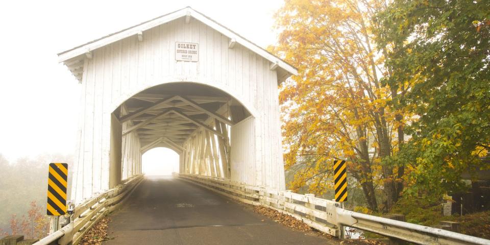 Gilkey Covered Bridge, Oregon