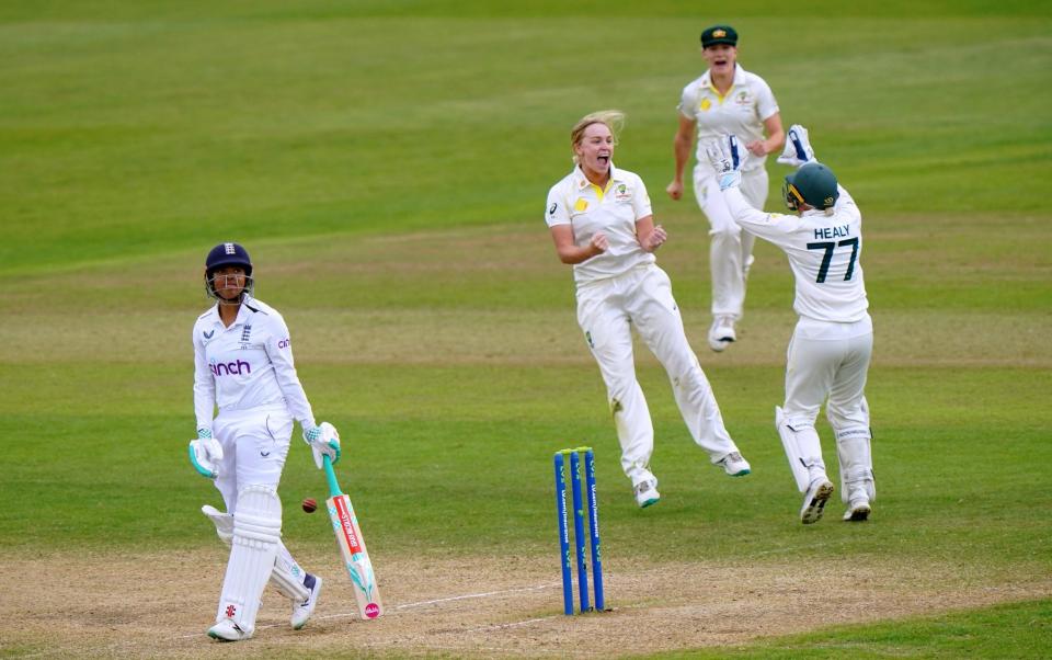 Sophia Dunkley - England close day five facing uphill battle to win Test