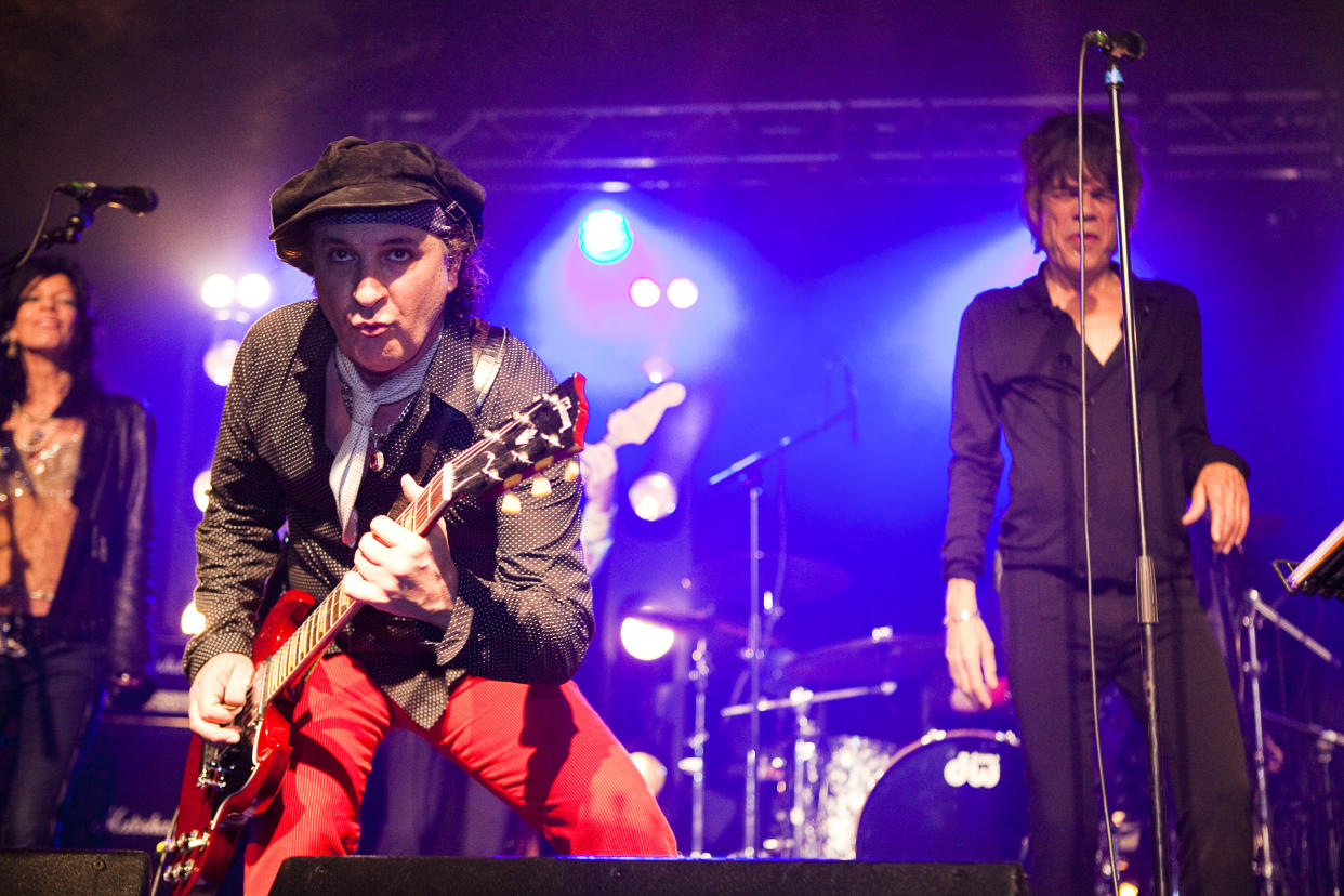 LONDON, ENGLAND - MARCH 30:  Sylvain Sylvain and David Johansen of New York Dolls perform at Old Vic Tunnels on March 30, 2011 in London, United Kingdom.  (Photo by Marc Broussely/Redferns)