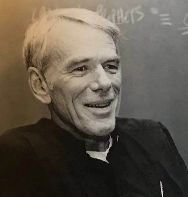 The Rev. William O'Malley, a former faculty member at McQuaid Jesuit High School who had a featured role in "The Exorcist" and several years ago was accused in lawsuits of sexually abusing McQuaid students during the 1970s and '80s, has died at age 91.