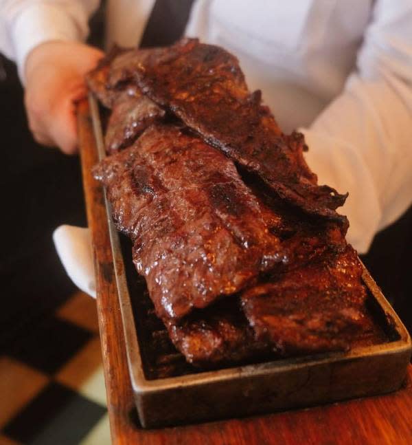 Para quienes los domingos son de asado. 