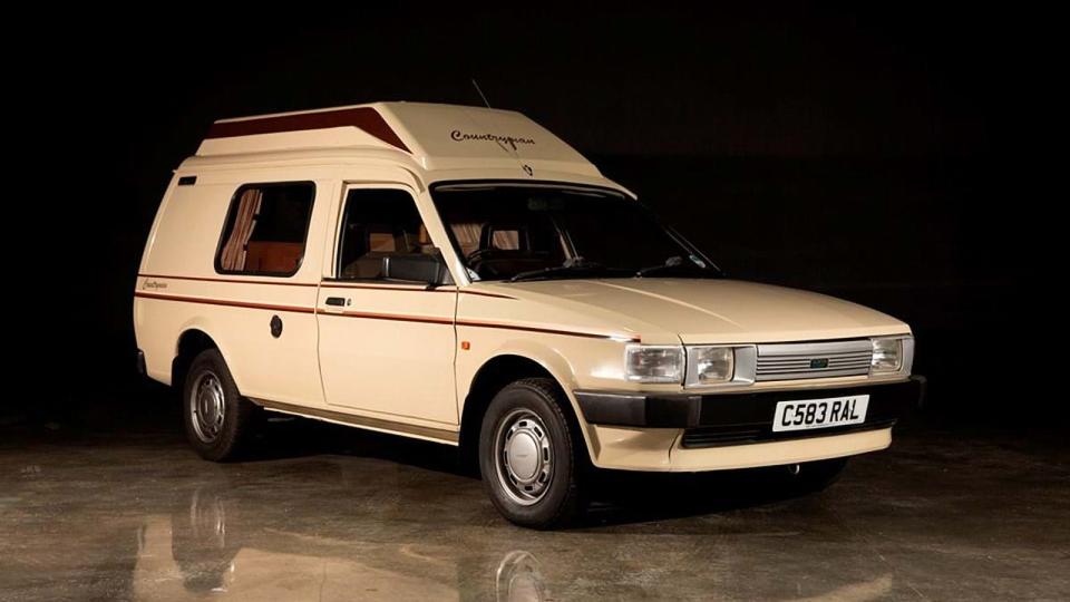 This Austin Maestro Countryman Is a Tiny Camper for a Tiny Price photo